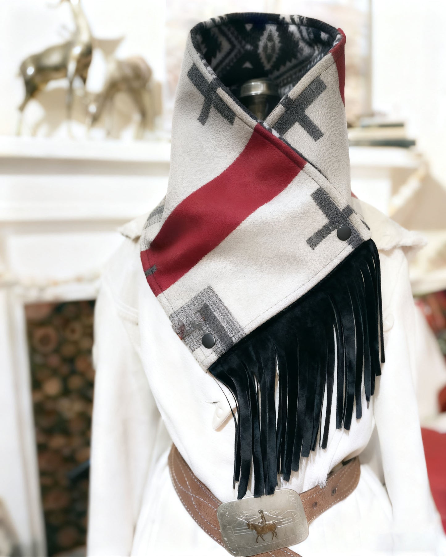 Women's Western-style Fringe Scarf - Aztec Pattern