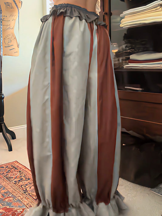 Lace-trimmed lantern trousers