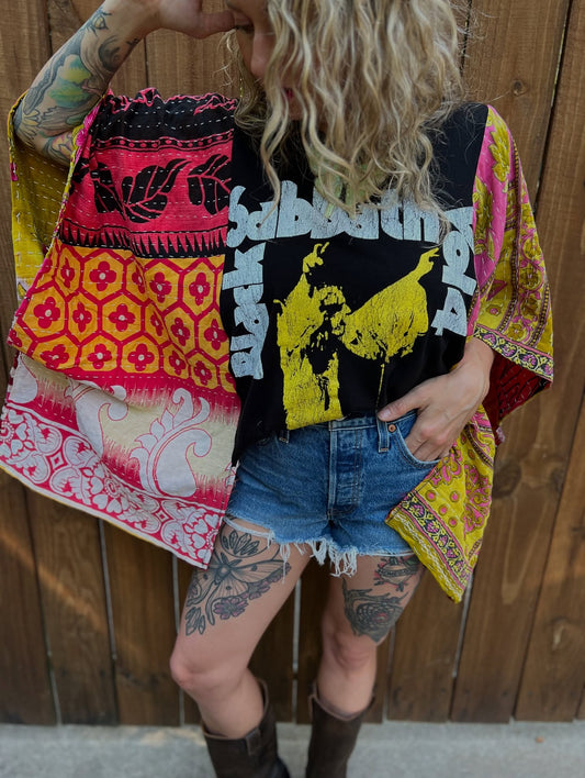 Retro Print Batwing Sleeve Top