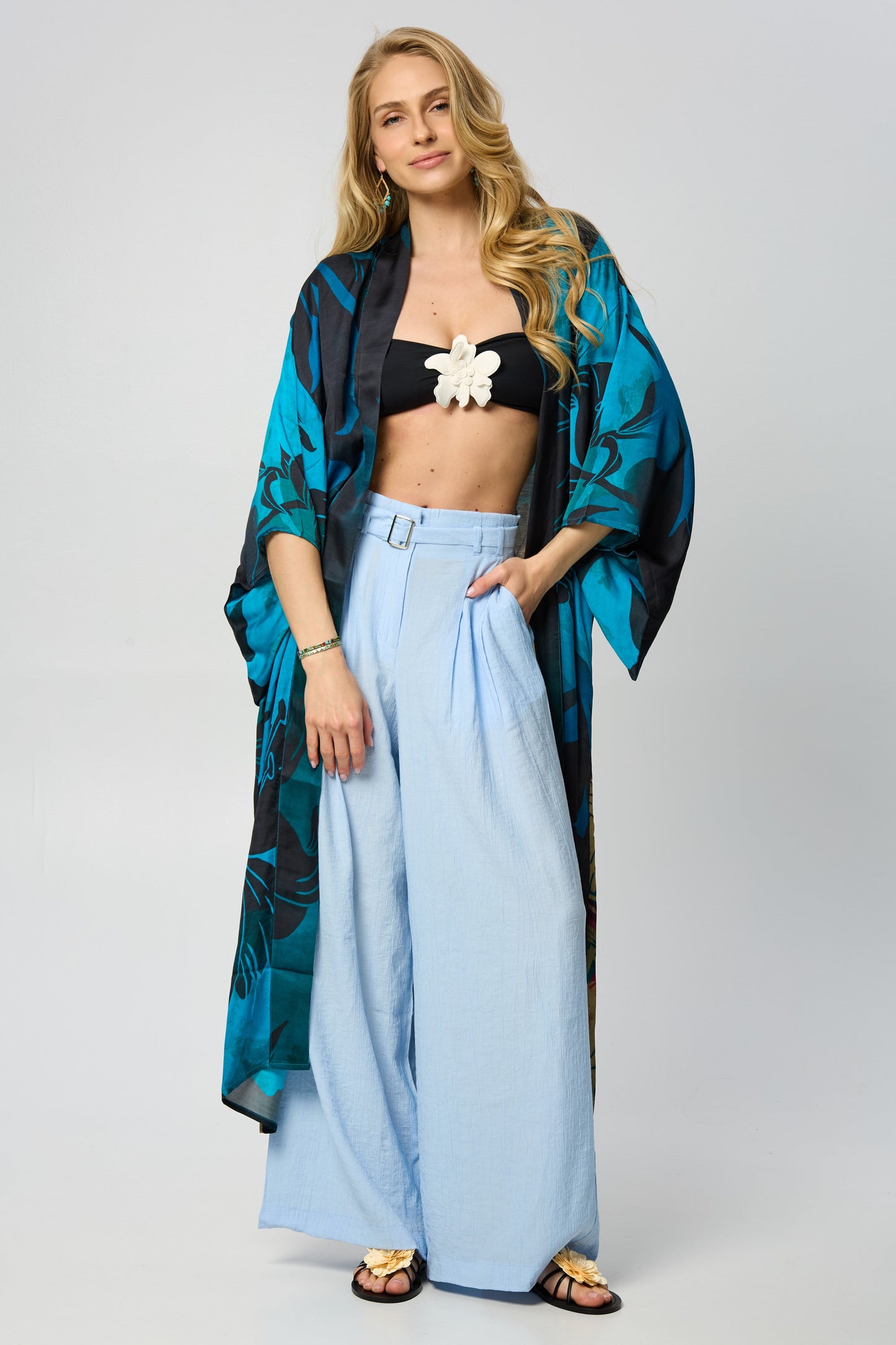 Summer Ulta Kimono Abstract