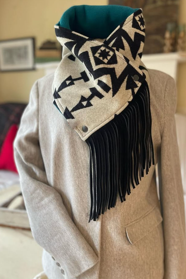 Women's Western Fringed Shawl - Black/White Aztec