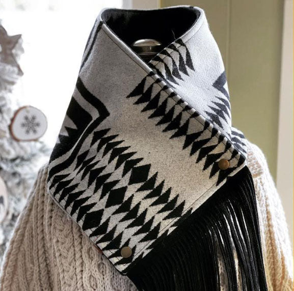 Women's Western Fringed Shawl - Black/White Aztec