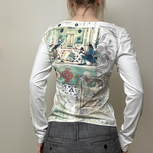 Printed long-sleeved top