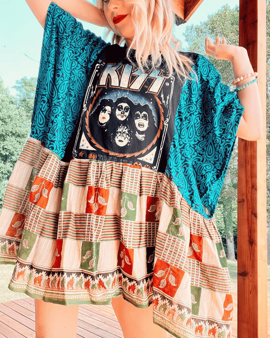 Kiss Rain Poncho Top