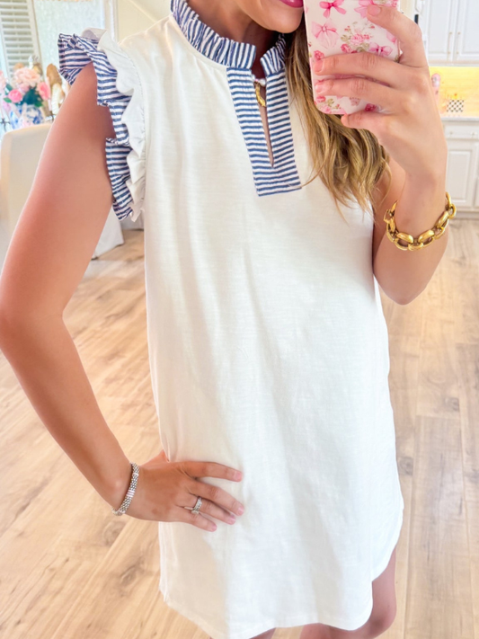 Off White Solid Close-Up Dress