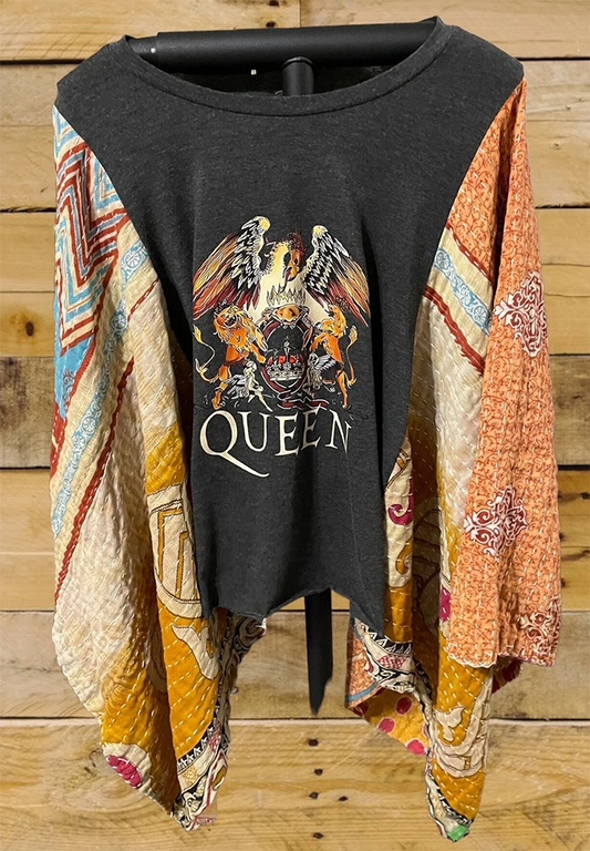 QUEEN printed bat sleeve top