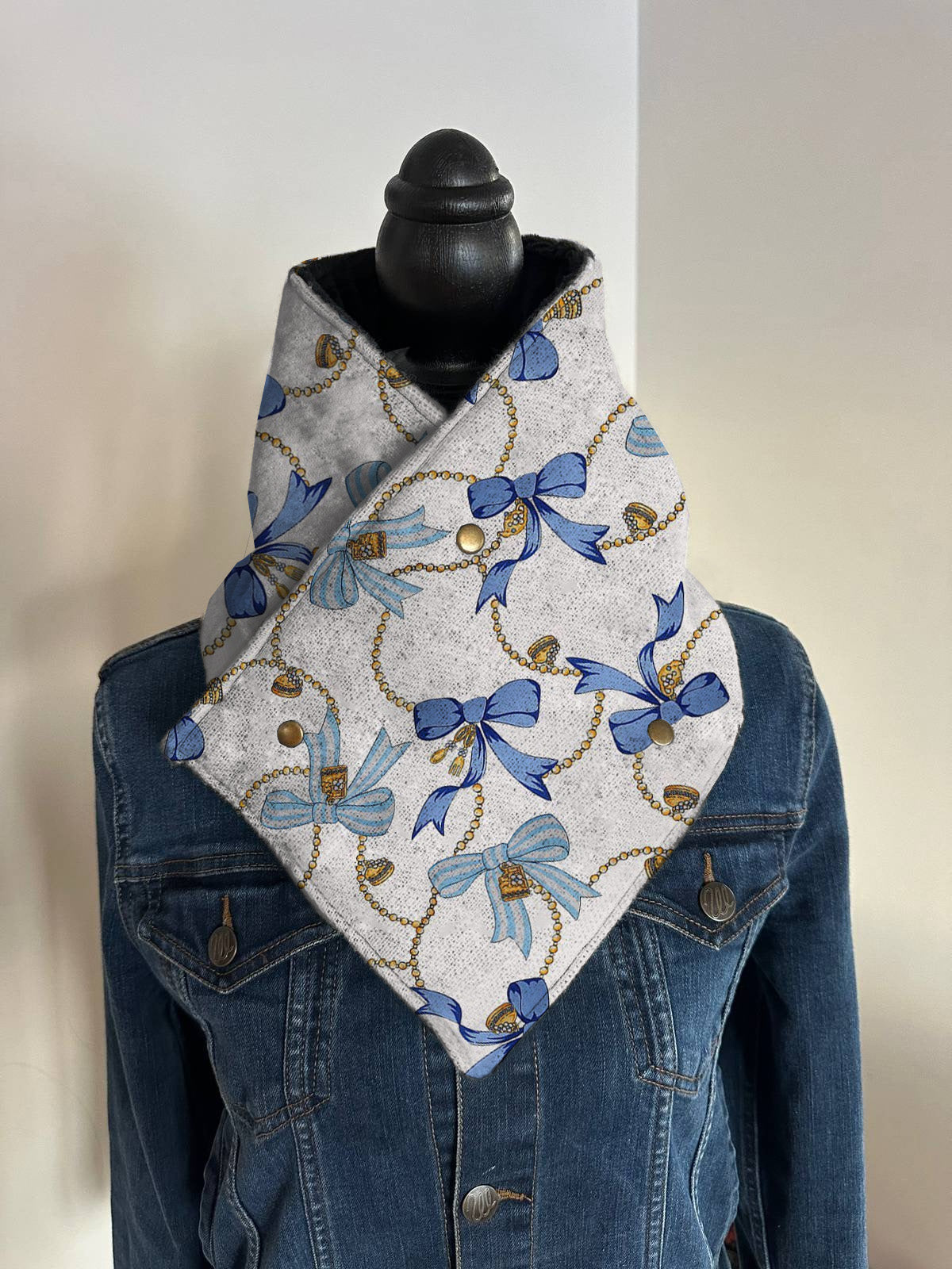 Western Cowboy Bowknot Aztec Warm Neck Hood