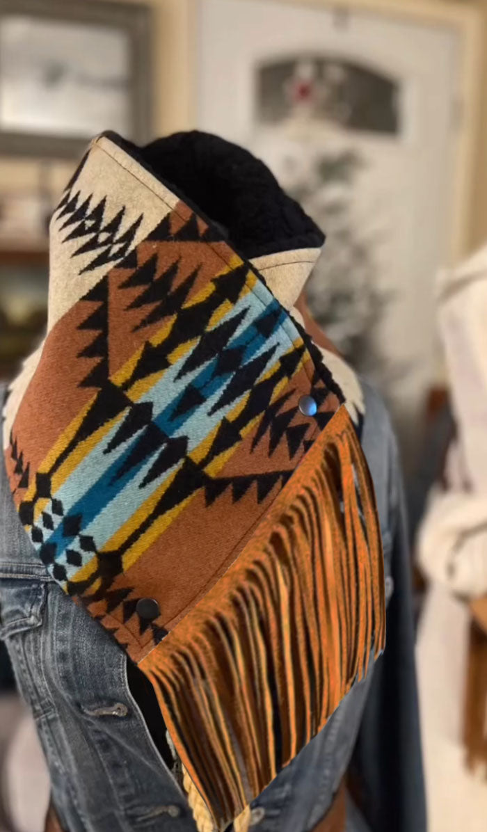 Women's Western-style Fringe Scarf - Black/Yellow Aztec