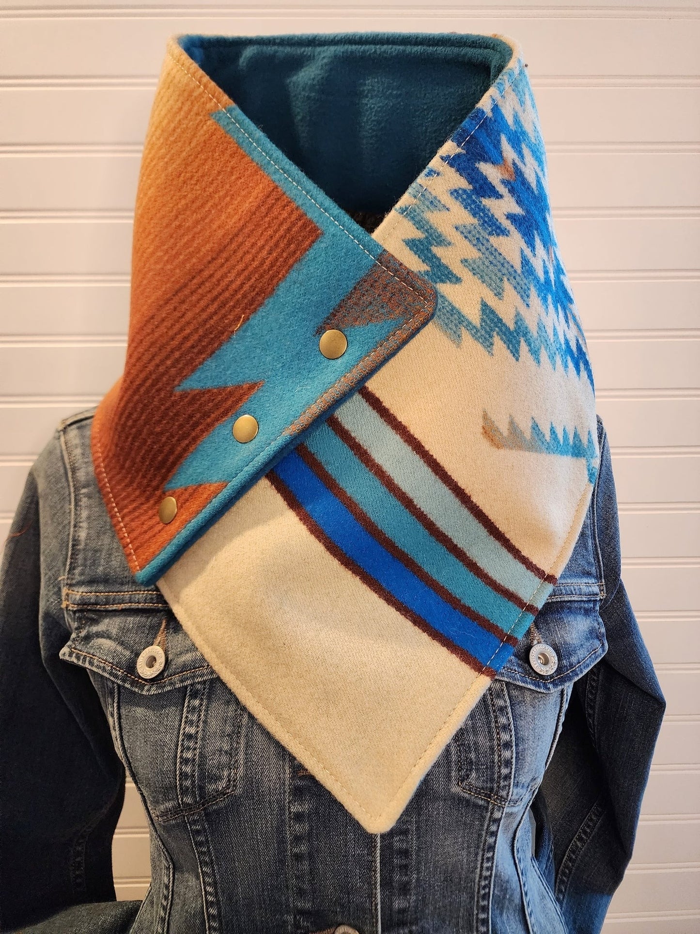 Western Cowboy Pagosa Springs Warm Neck Hood