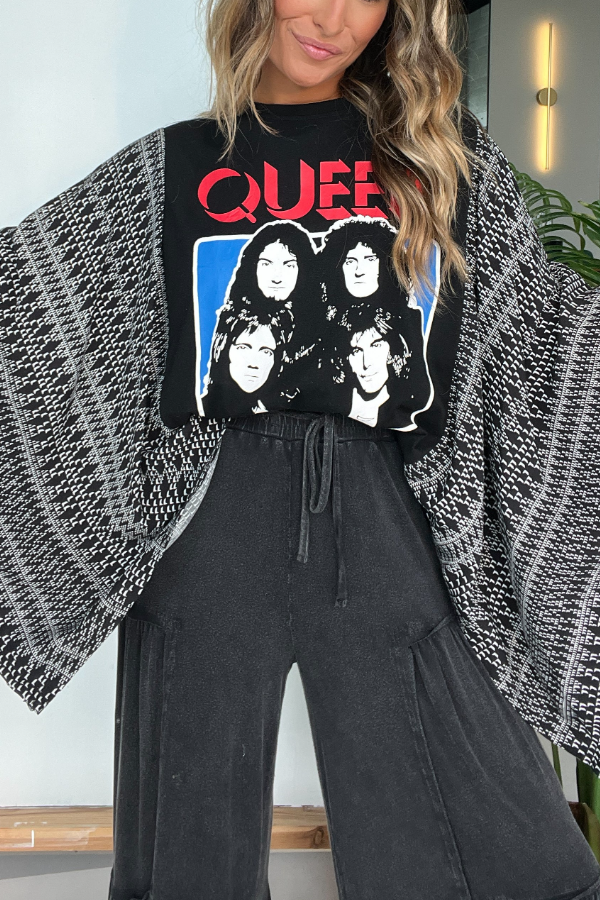 Queen Mix & Match Tee Black