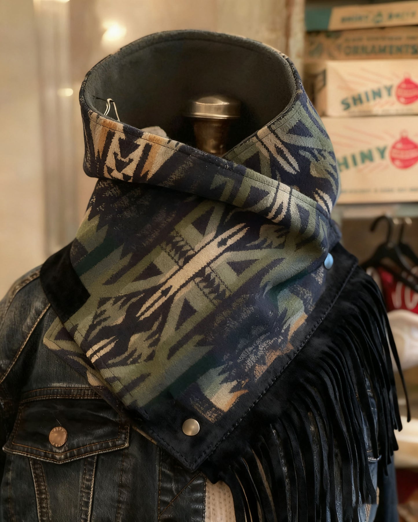 Women's Western-style Fringe Scarf - Green/Black Aztec