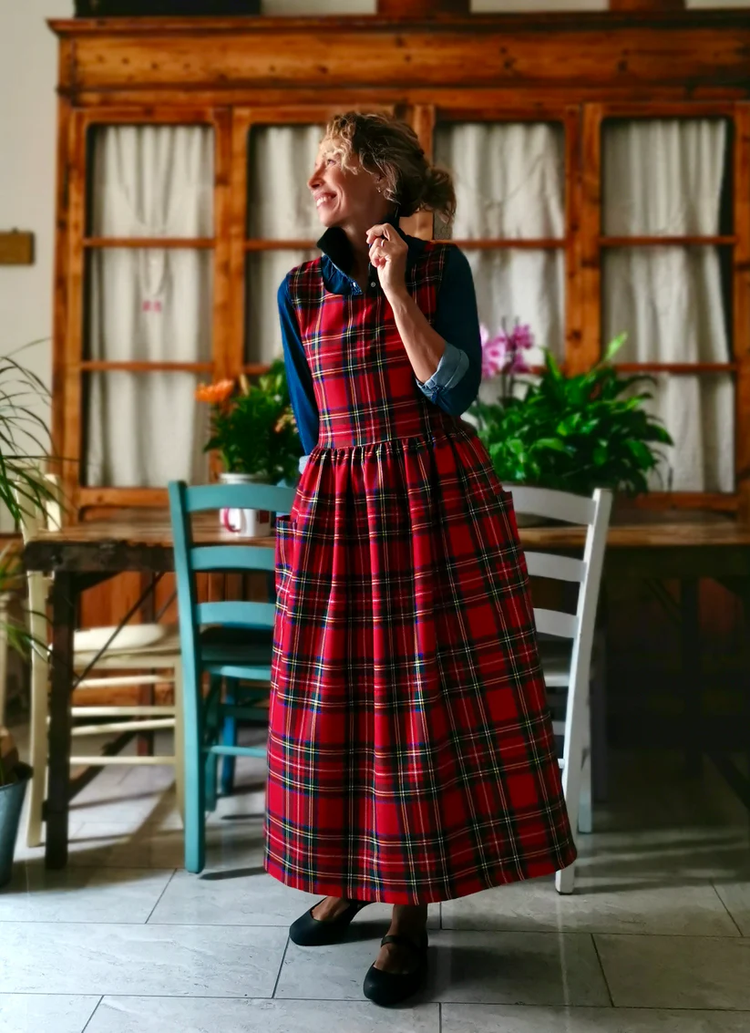 Pure red wool plaid dress