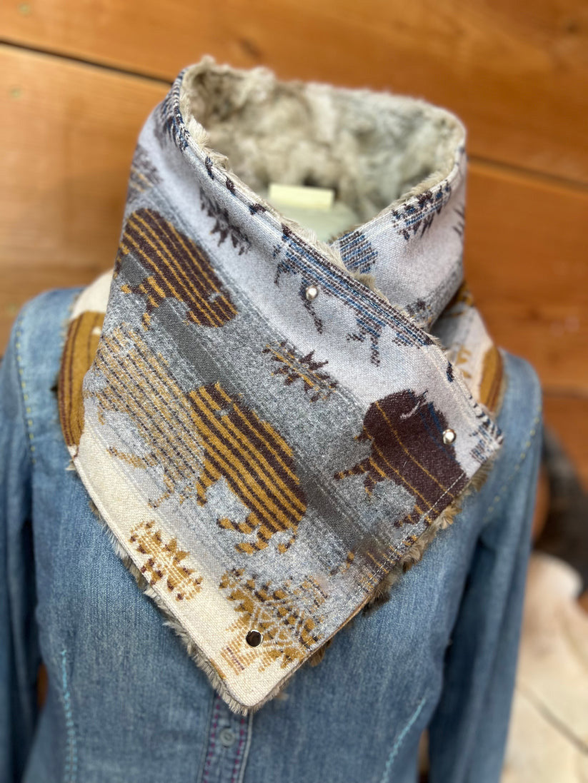 Western Cowboy Gray Print Sherpa Warm Neck Hood