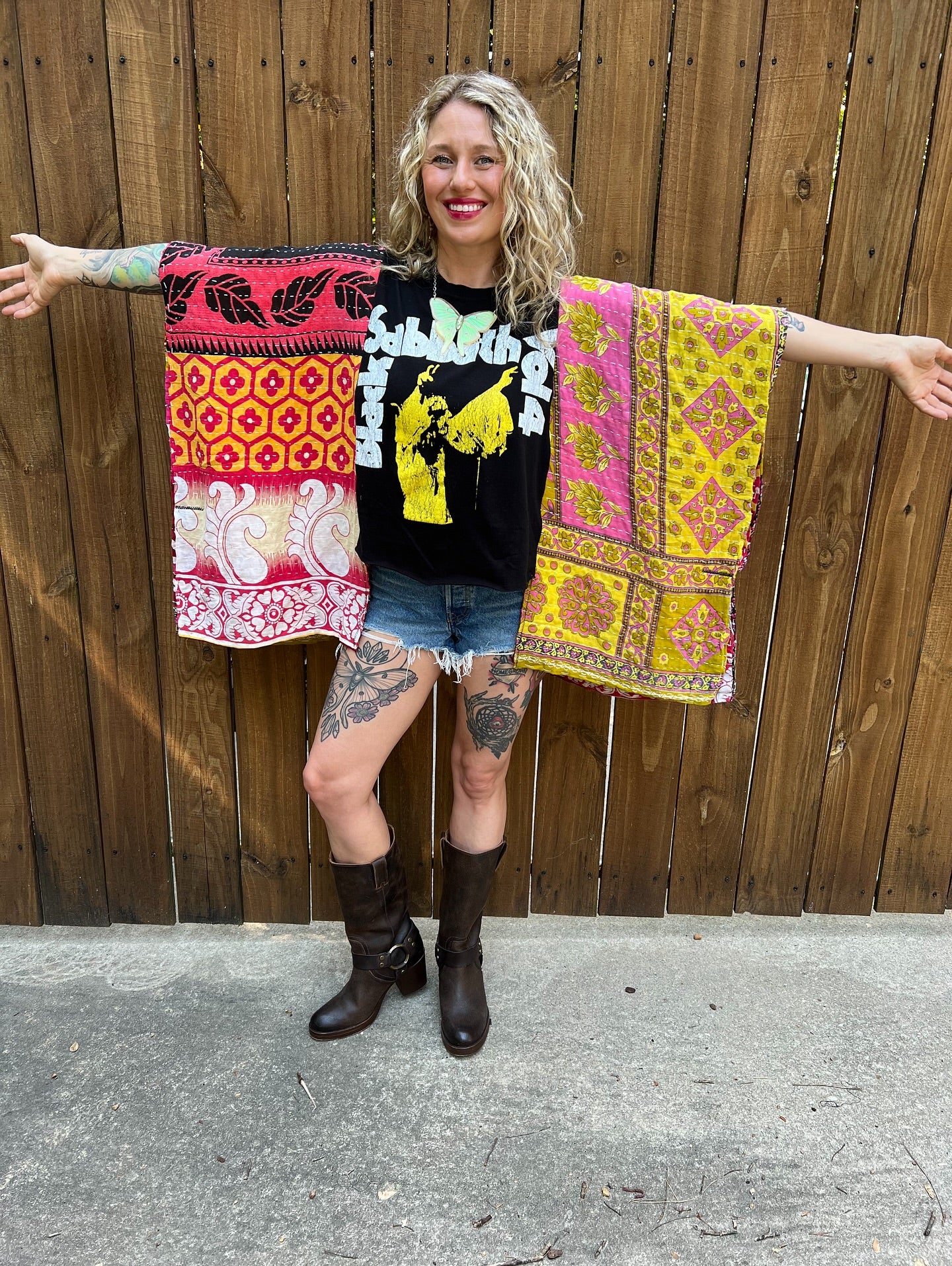 Retro Print Batwing Sleeve Top