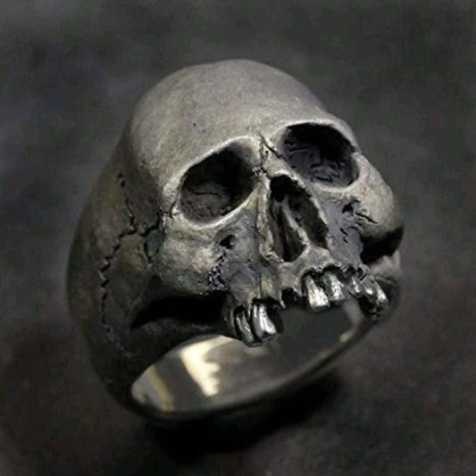 Jewelry skull ring rock style
