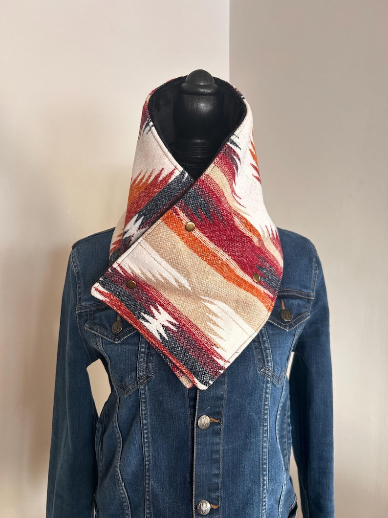 Western Aztec Warm Neck Hood - Multicolor