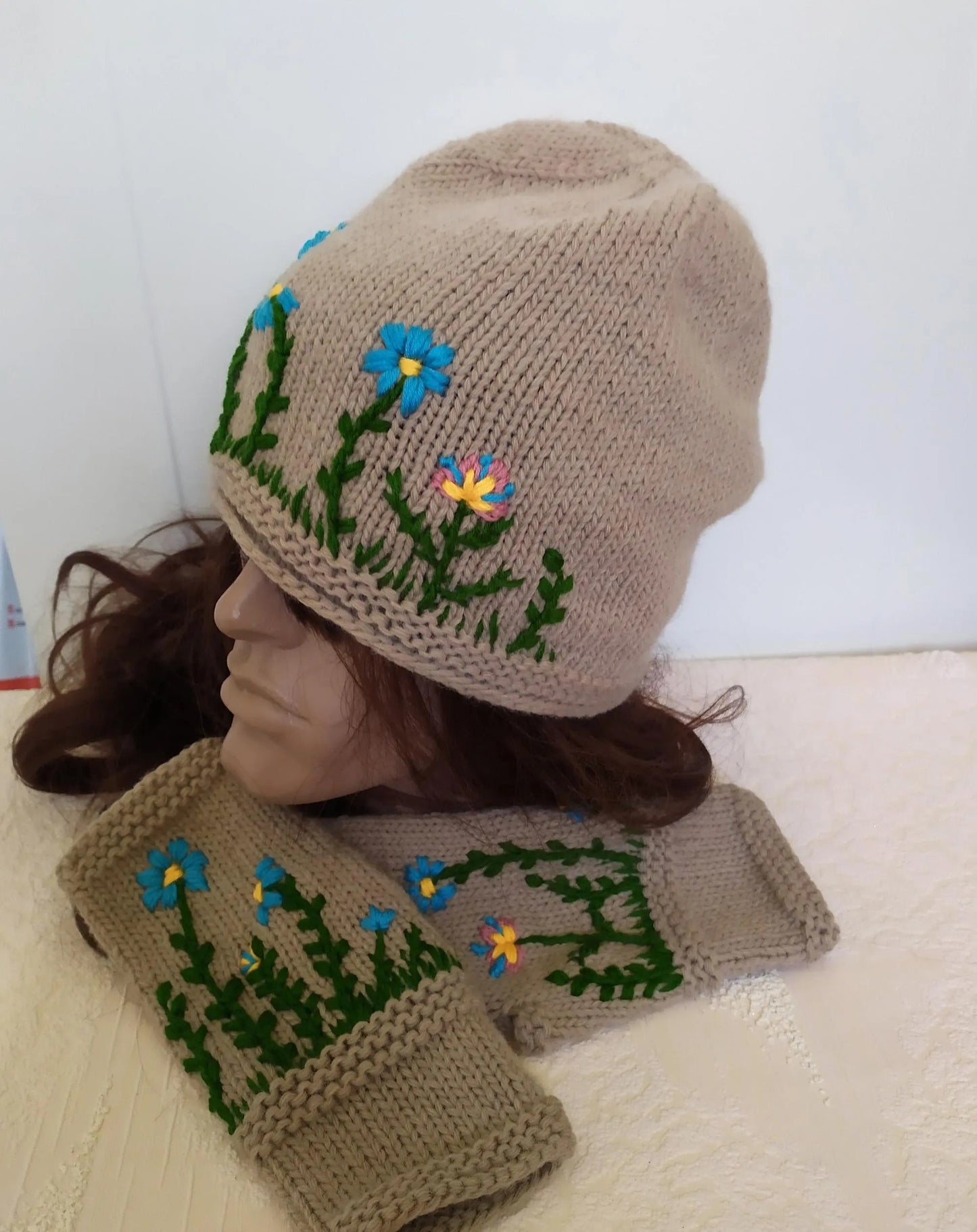 Embroidered Flower Beanie Hat + floral Fingerless Mitts Gloves Set